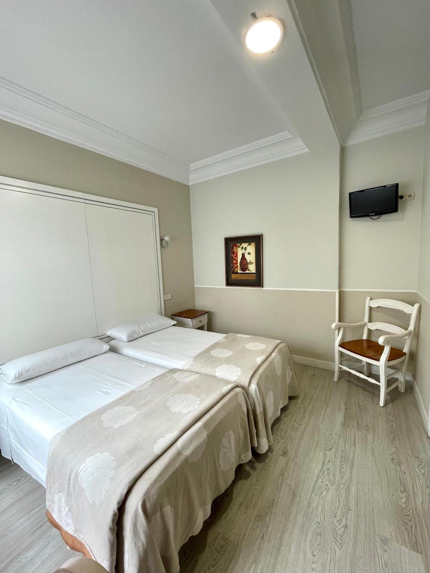 Apartamentos Mayor Centro มาดริด ภายนอก รูปภาพ
