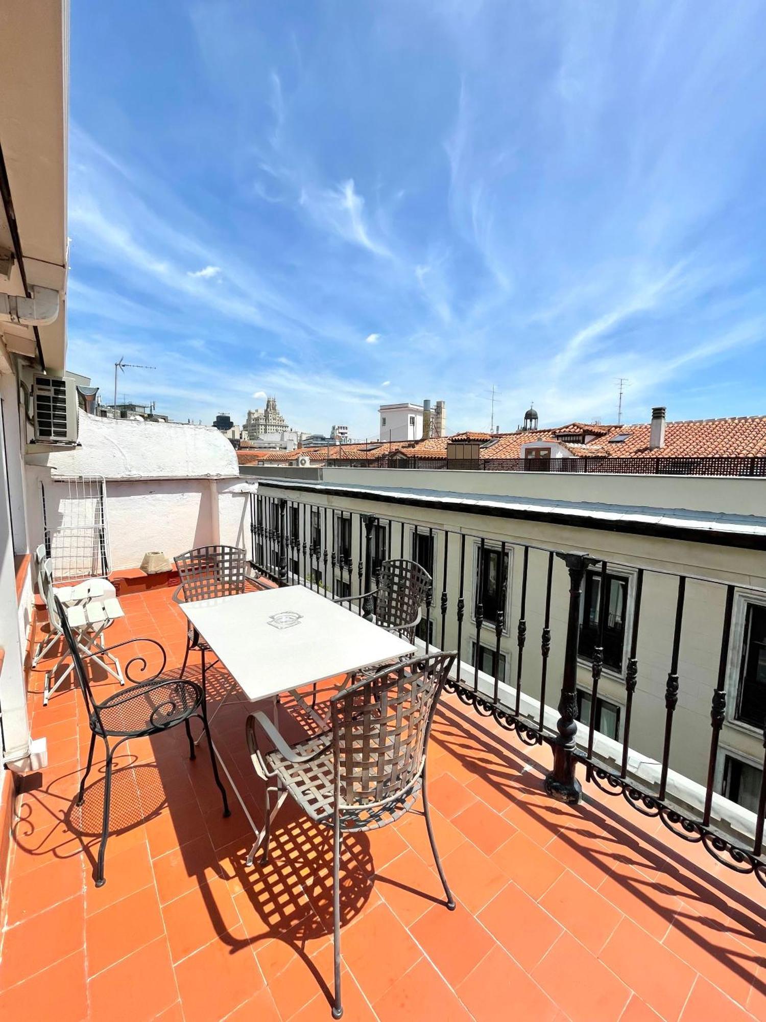 Apartamentos Mayor Centro มาดริด ภายนอก รูปภาพ